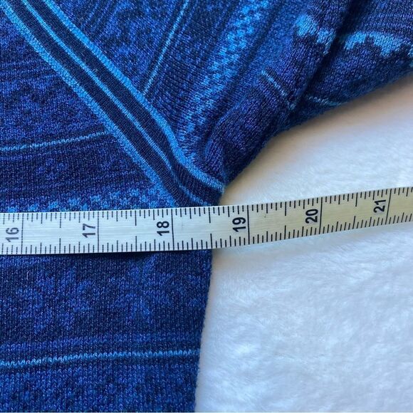 Eddie Bauer 1/4 Zip Blue Tone Geo Design Pullover Size Medium - Picture 9 of 11